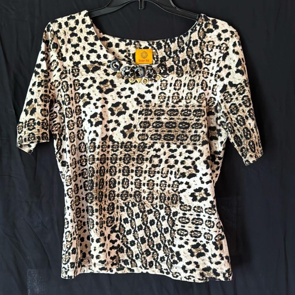 Ruby Rd. size large animal print top
